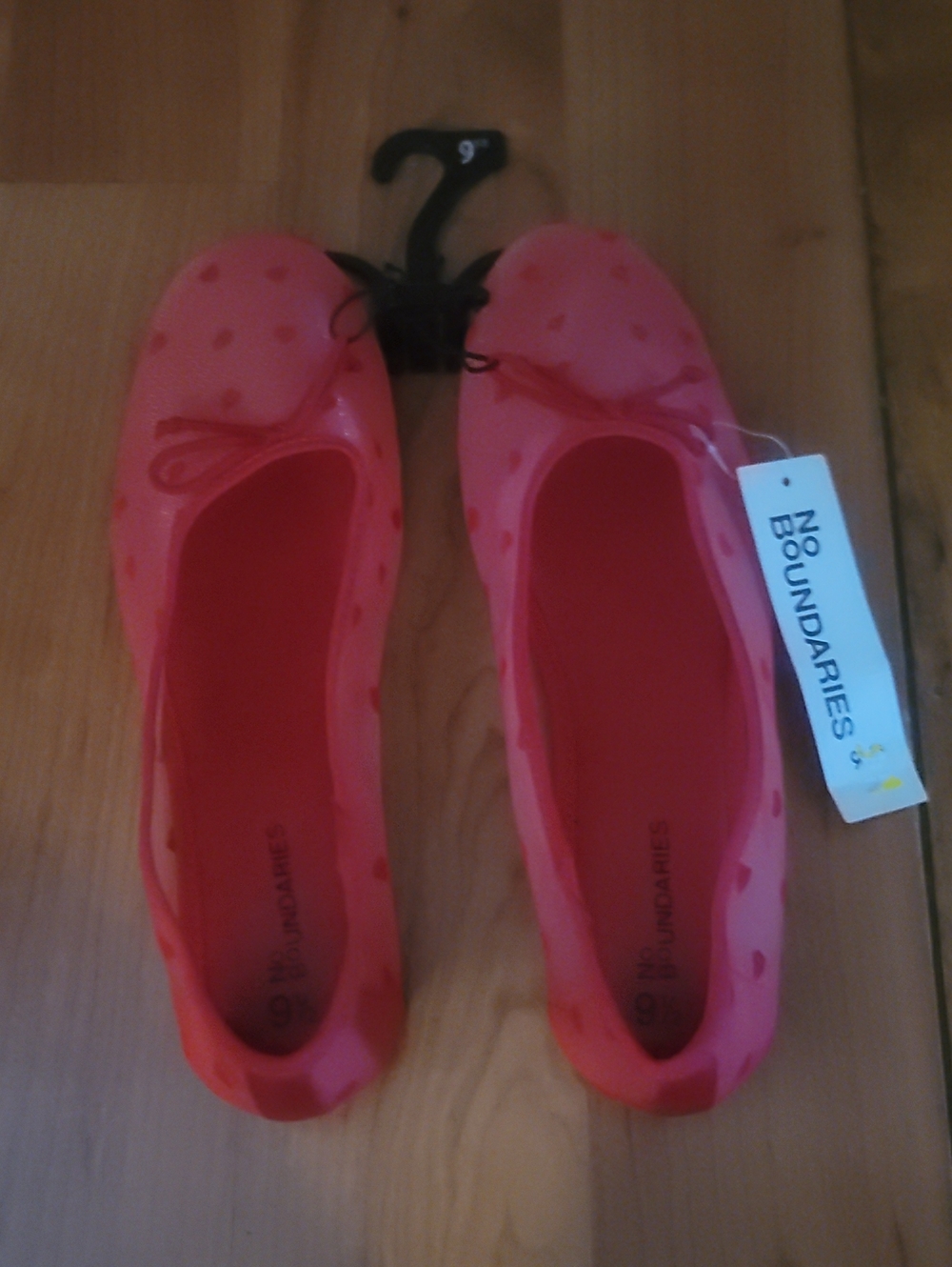 No Boundaries Red Hearts Design  Ballet Flats